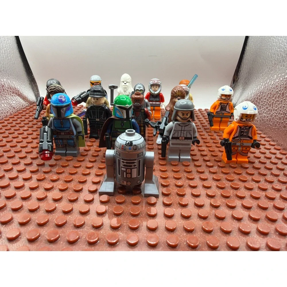 LEGO Star Wars Minifigure Lot Boba Fett R2-D2 Chewbacca 18pc Ass't w Accessories - Picture 2 of 3